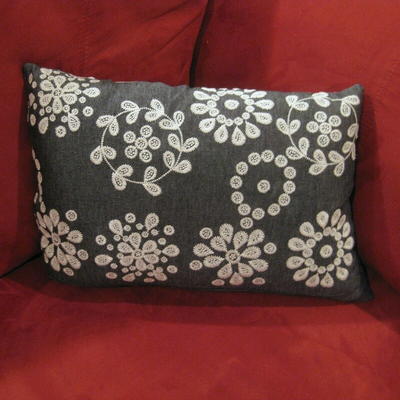 Quick and Easy Upcycled Throw Pillow