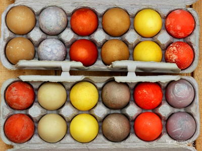 All-Natural and Farmhouse Dyed Easter Eggs