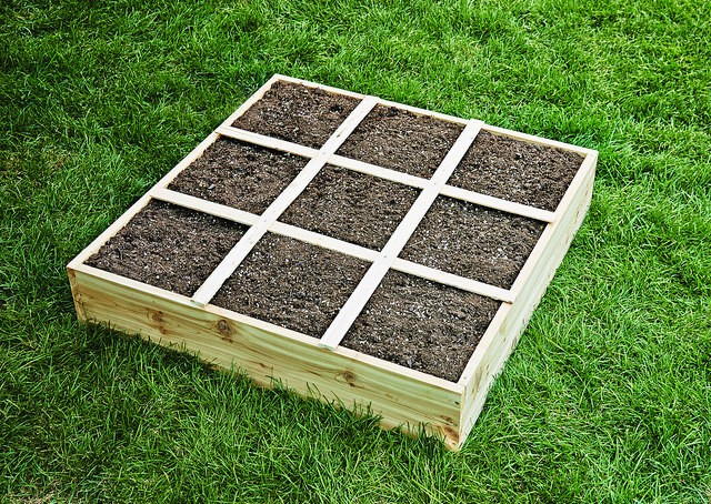 Square Box Outside DIY Square Foot Garden Box | DIYIdeaCenter.com