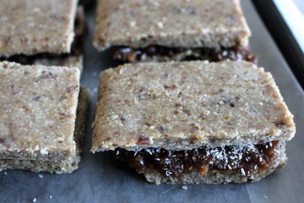 Vegan Date Dessert Sandwiches