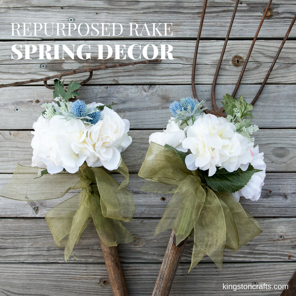 Repurposed Rake Spring Decor | DIYIdeaCenter.com