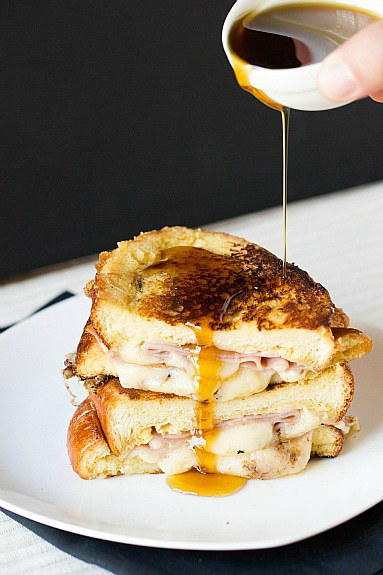 Just-Like Bennigans Monte Cristo Sandwich