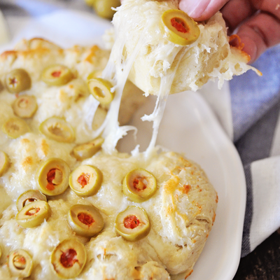 Manchego and Olive Pull-Apart Bread