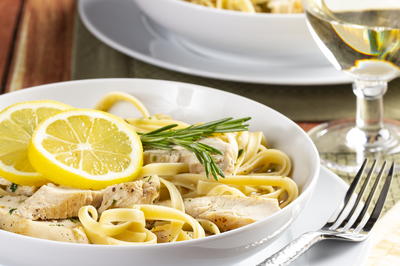 Lemon Linguine with Chicken