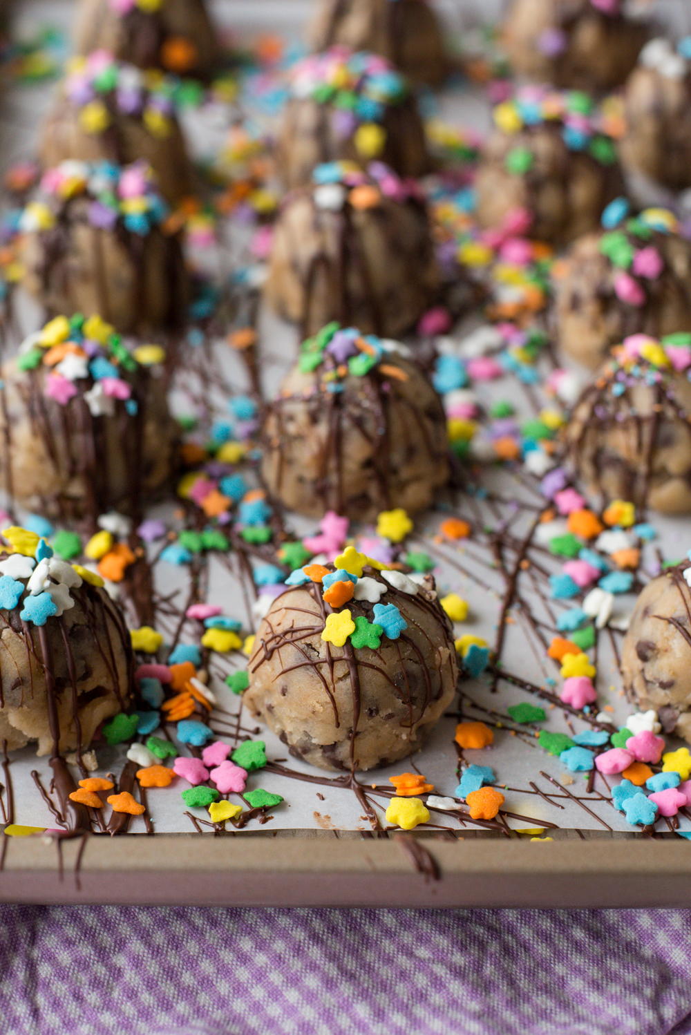 Eggless Cookie Dough Bites | RecipeLion.com