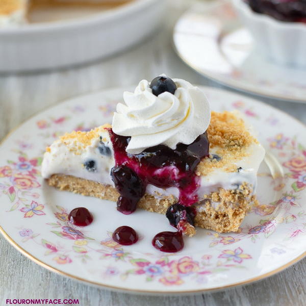 No-Bake Blueberry Cheesecake Pie