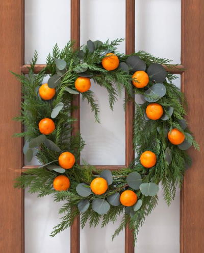Fresh Mandarin DIY Winter Wreath