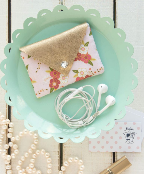 Pretty Floral DIY Earbud Case