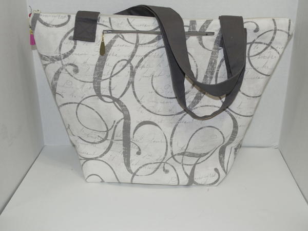 Easy Zippered Tote
