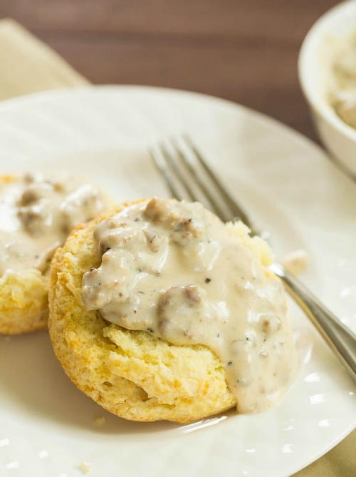 Copycat Pioneer Womans Biscuits and Gravy