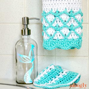 Mermaid Towel and Washcloth Set