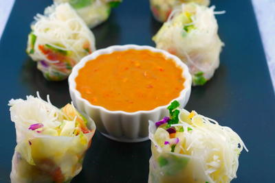 Easy and Healthy Tuscan Melon Summer Salad Rolls