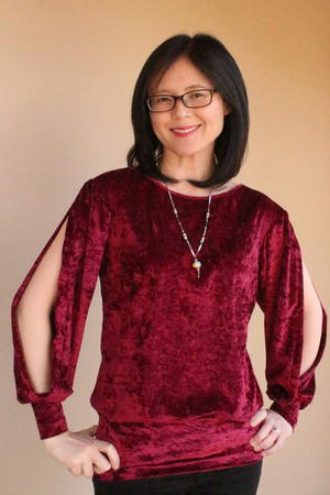 Upcycled 90s-Style Velour Blouse