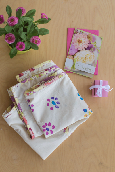 DIY Mother's Day Tablecloth