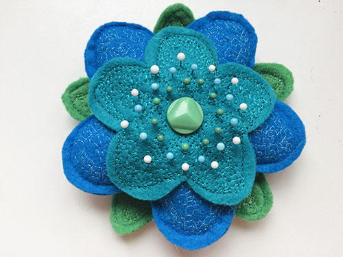 Make This Flower Pincushion