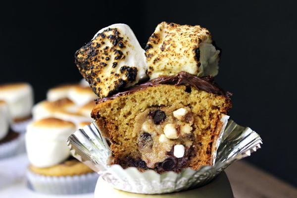 Cookie Dough Filled Smores Cupcakes