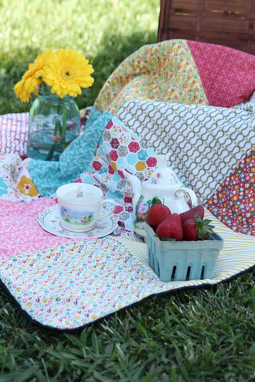 Old School Picnic Blanket Pattern