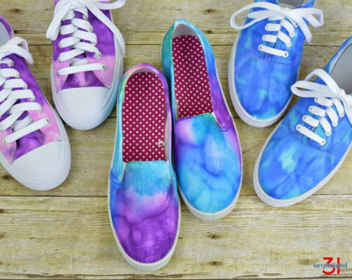 DIY Tie Dye Canvas Shoes | CheapThriftyLiving.com