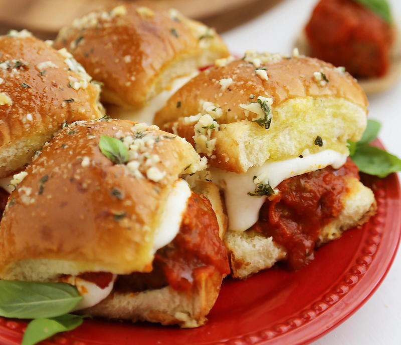 Mini Garlic Bread Meatball Subs 