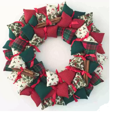 Christmas Pillow Wreath Tutorial