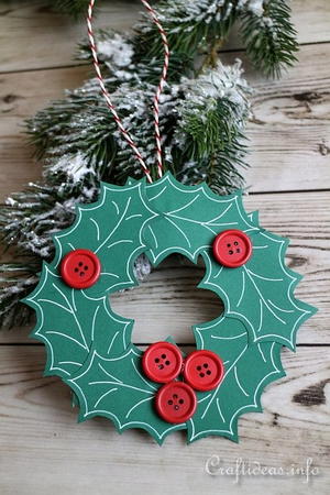 Paper Wreath Christmas Ornament Allfreechristmascrafts Paper Wreath Christmas Ornament Allfreechristmascrafts