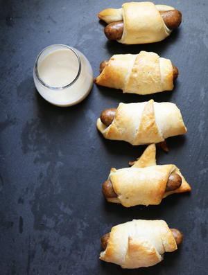 Sophisticated Pigs in a Blanket | RecipeLion.com