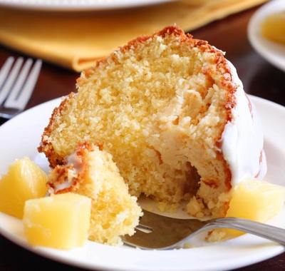 Cheesecake-Stuffed Pineapple Cake