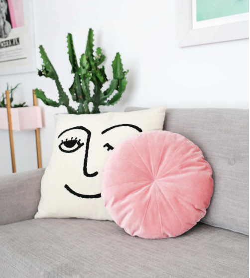 Round Velvet Pillow Pattern, Round Velvet Pillow Pink