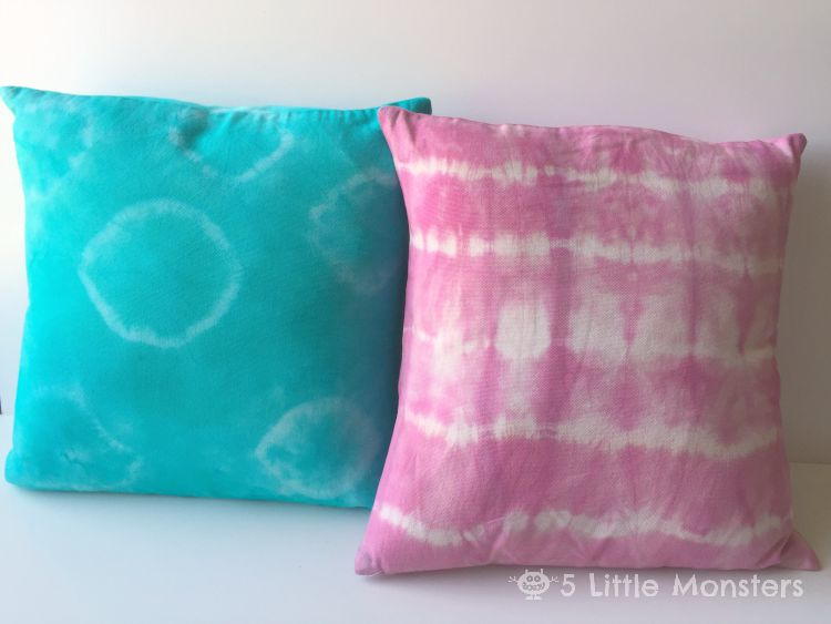 DIY TieDye Pillow Tutorial