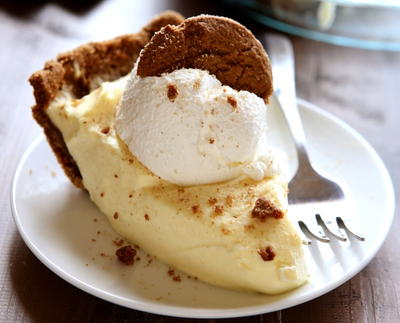 Eggnog Cream Pie with Gingersnap Crust