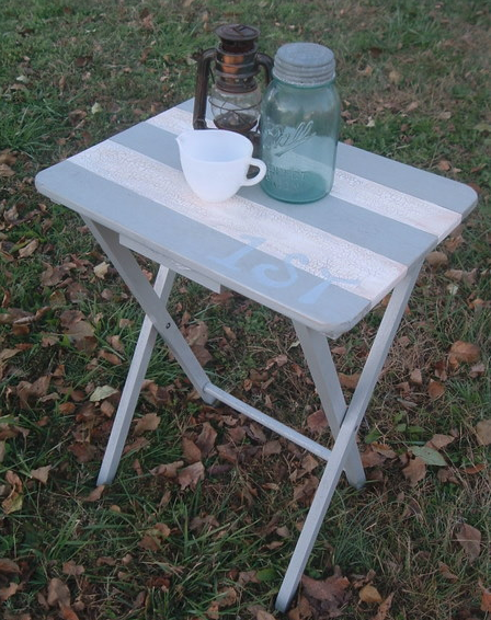 DIY Crackle Paint Finish Table Top