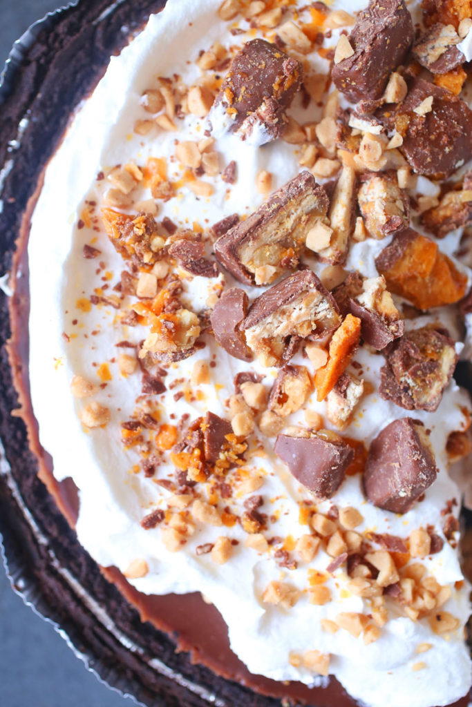 No Bake Candy Bar Pie