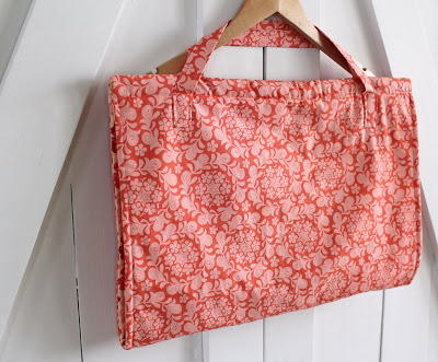 Fat Quarter Project Tote