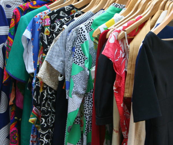 4 Best Places To Sell Clothes Online Cheapthriftyliving Com