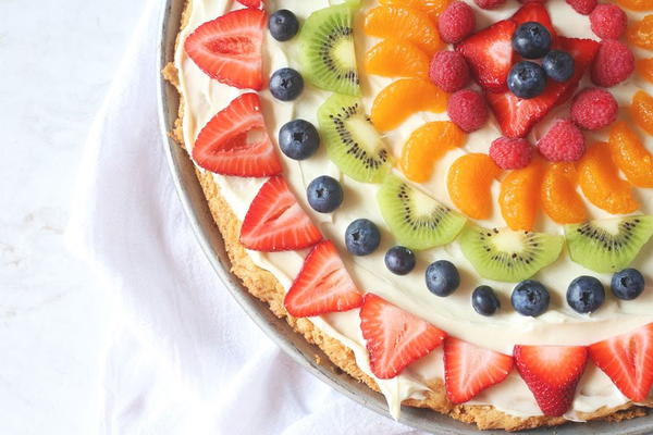 Sugar Cookie Fruit Pizza