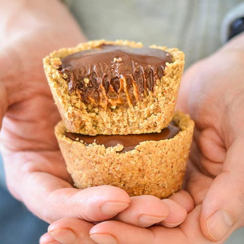 Healthier Chocolate Caramel Cookie Cups