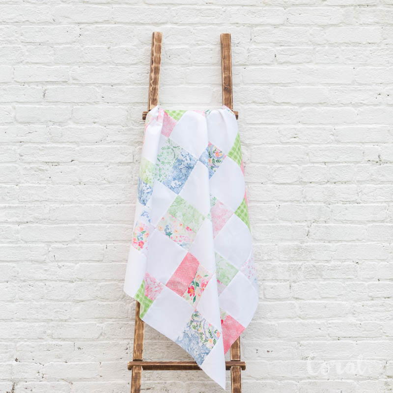 Simple Squares Quilt Pattern | FaveQuilts.com