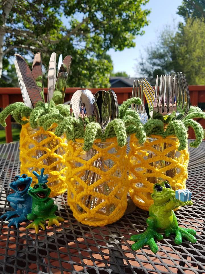 Pineapple Mason Jar Covers | AllFreeCrochet.com