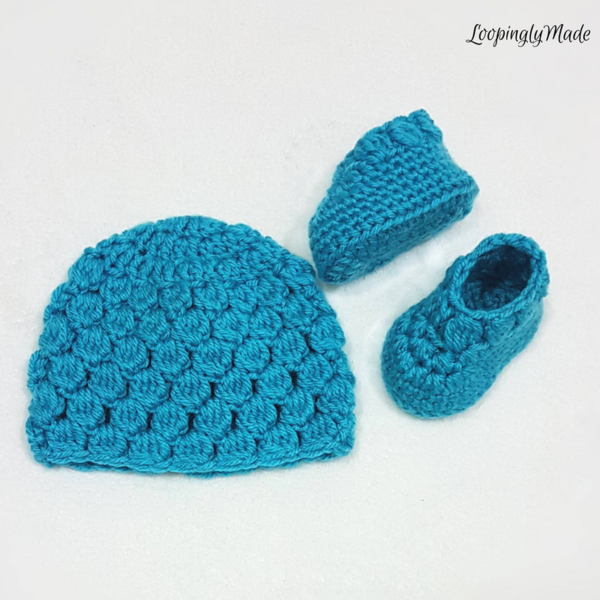 Preemie/Newborn Baby Hat and Booties