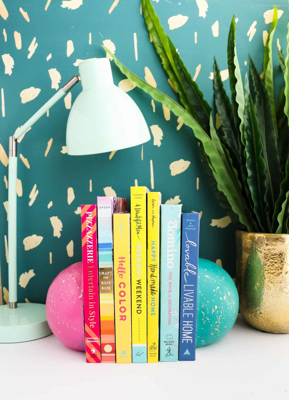 DIY Splatter Painted Concrete Bookends