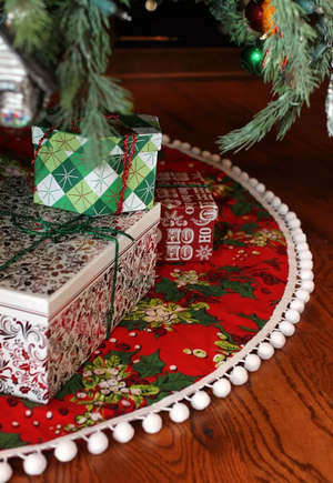 Pom Pom Christmas Tree Skirt