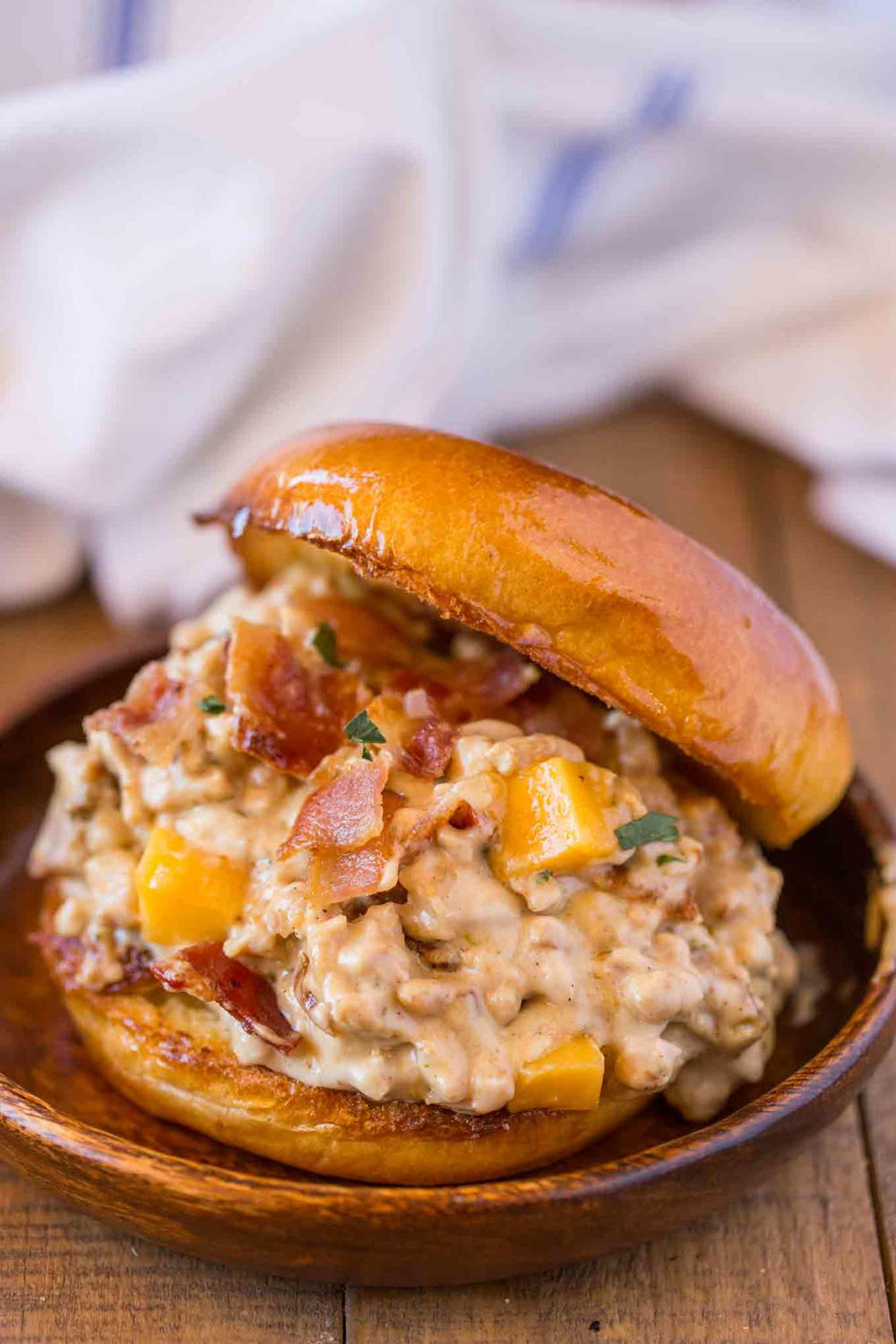Chicken Bacon Ranch Sloppy Joes | FaveSouthernRecipes.com