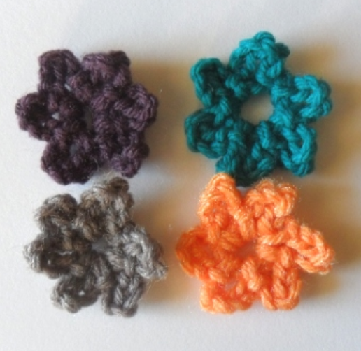 Mini Crochet Flower Tutorial