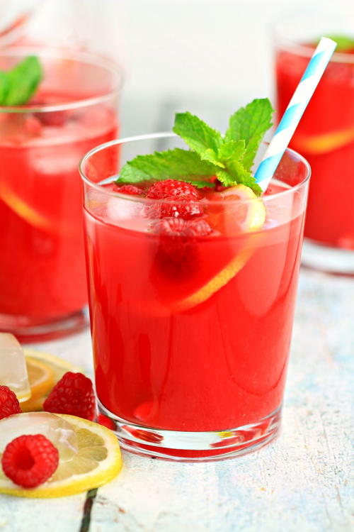 Sparkling Raspberry Lemonade Recipe | CheapThriftyLiving.com