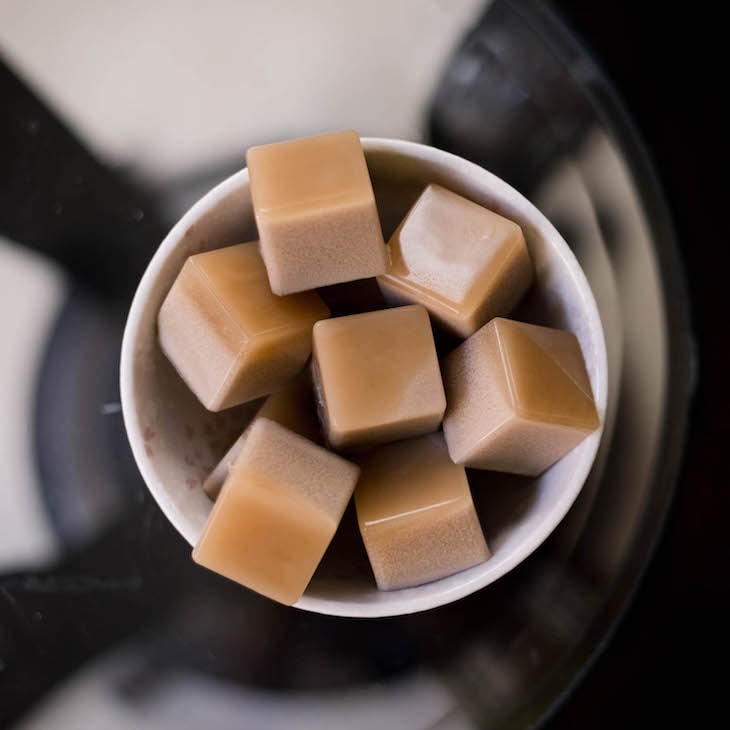 Keto Coconut Tea Gummies Recipe | RecipeLion.com