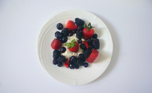 Summer Berries and Earl Grey Cream