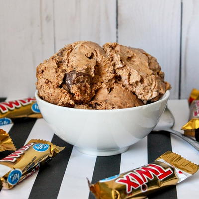 No-Churn Twix Ice Cream