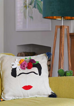 Fabulous Frida Kahlo Pillow Pattern