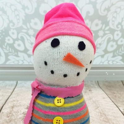 Super Simple Sock Snowman