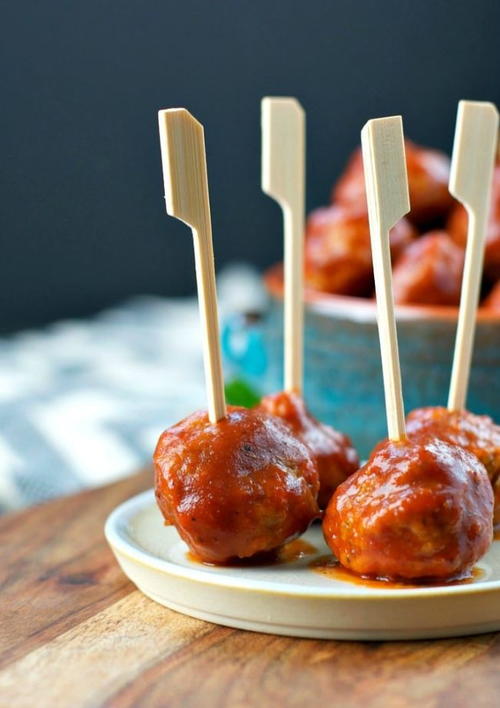 3 Ingredient Slow Cooker BBQ Meatballs | CheapThriftyLiving.com